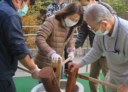 餅つき